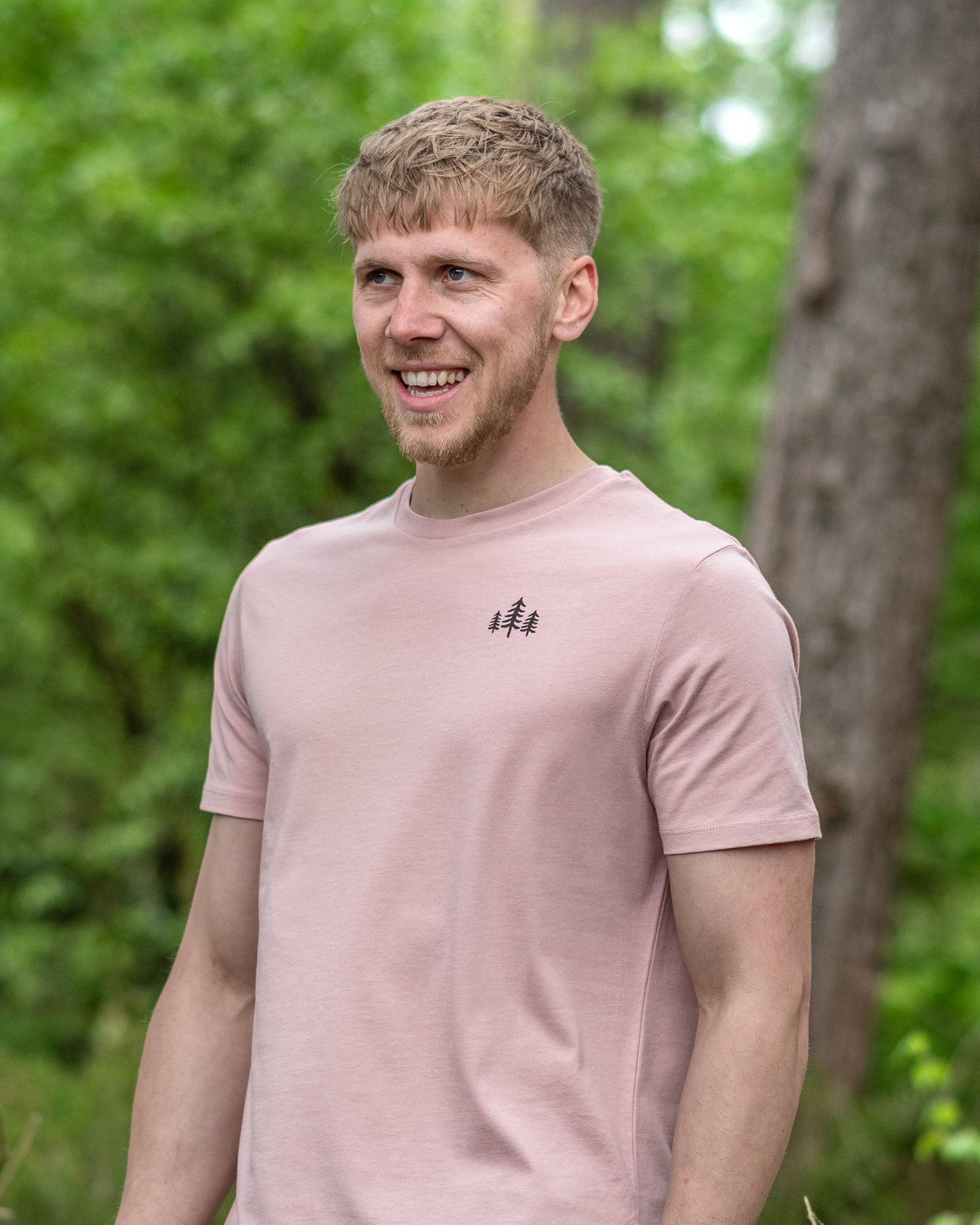 Trees Emblem 2.0 T-shirt in Dusty Pink