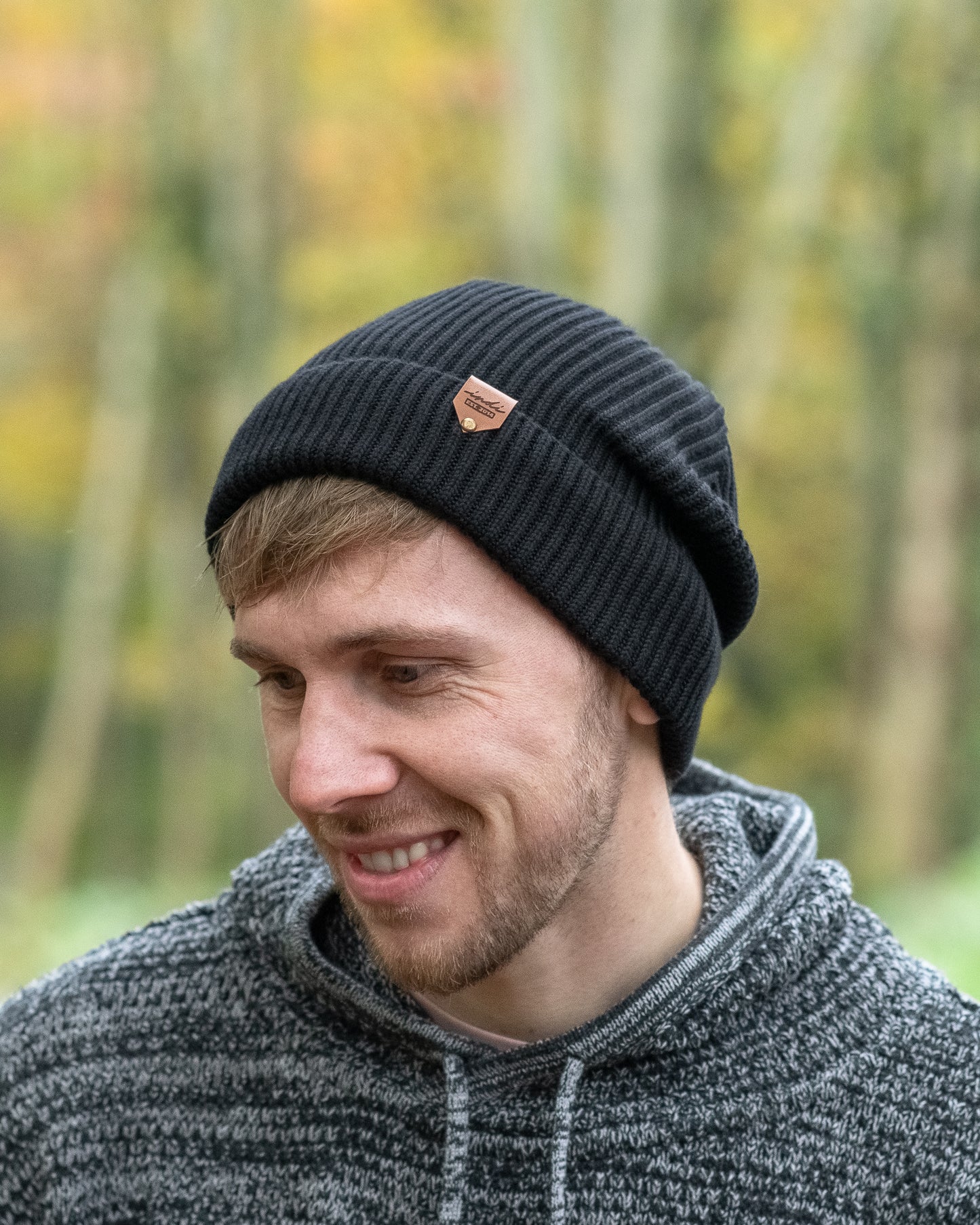 Ribbed Knit Beanie in Black