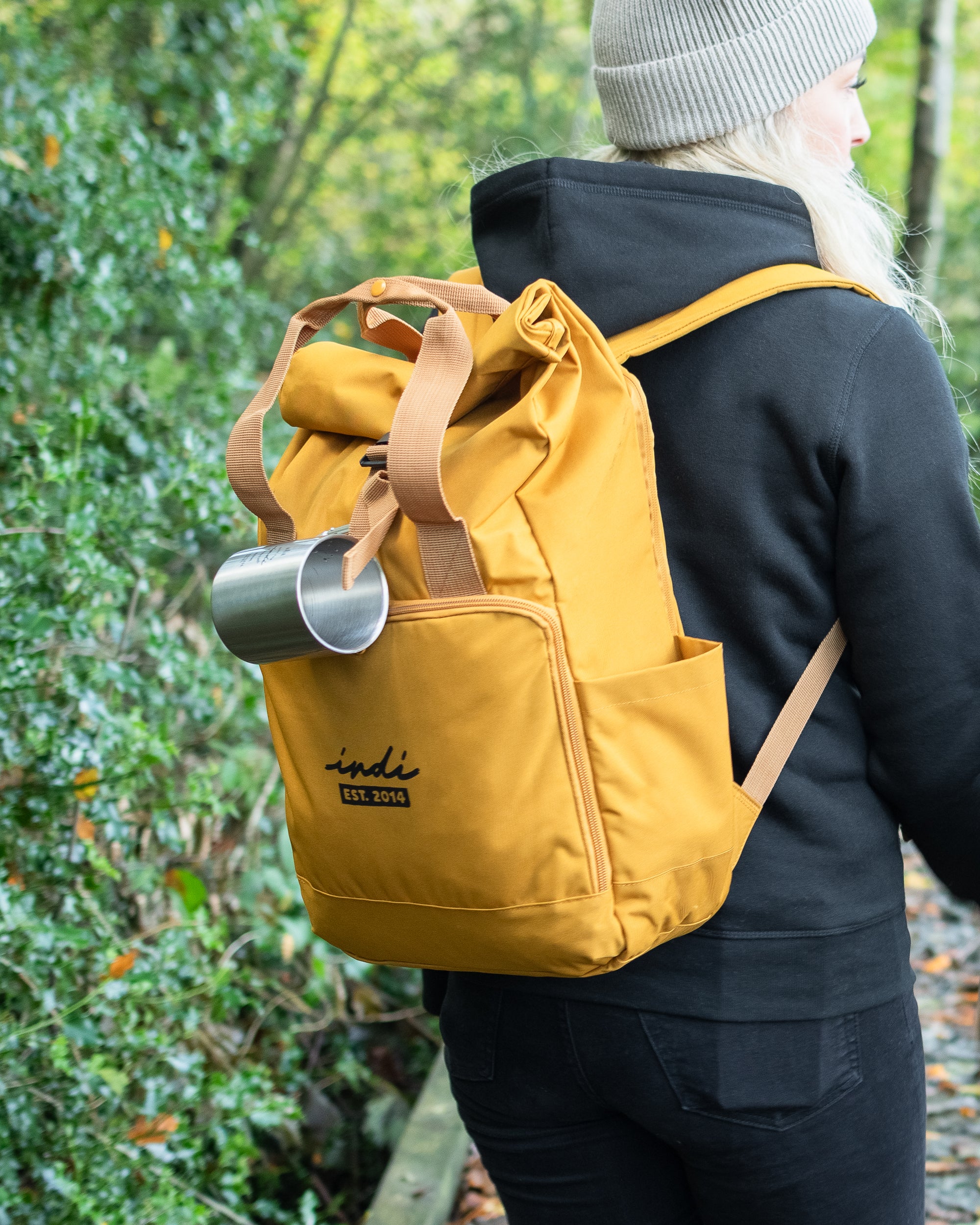 Backpack with handles on top online