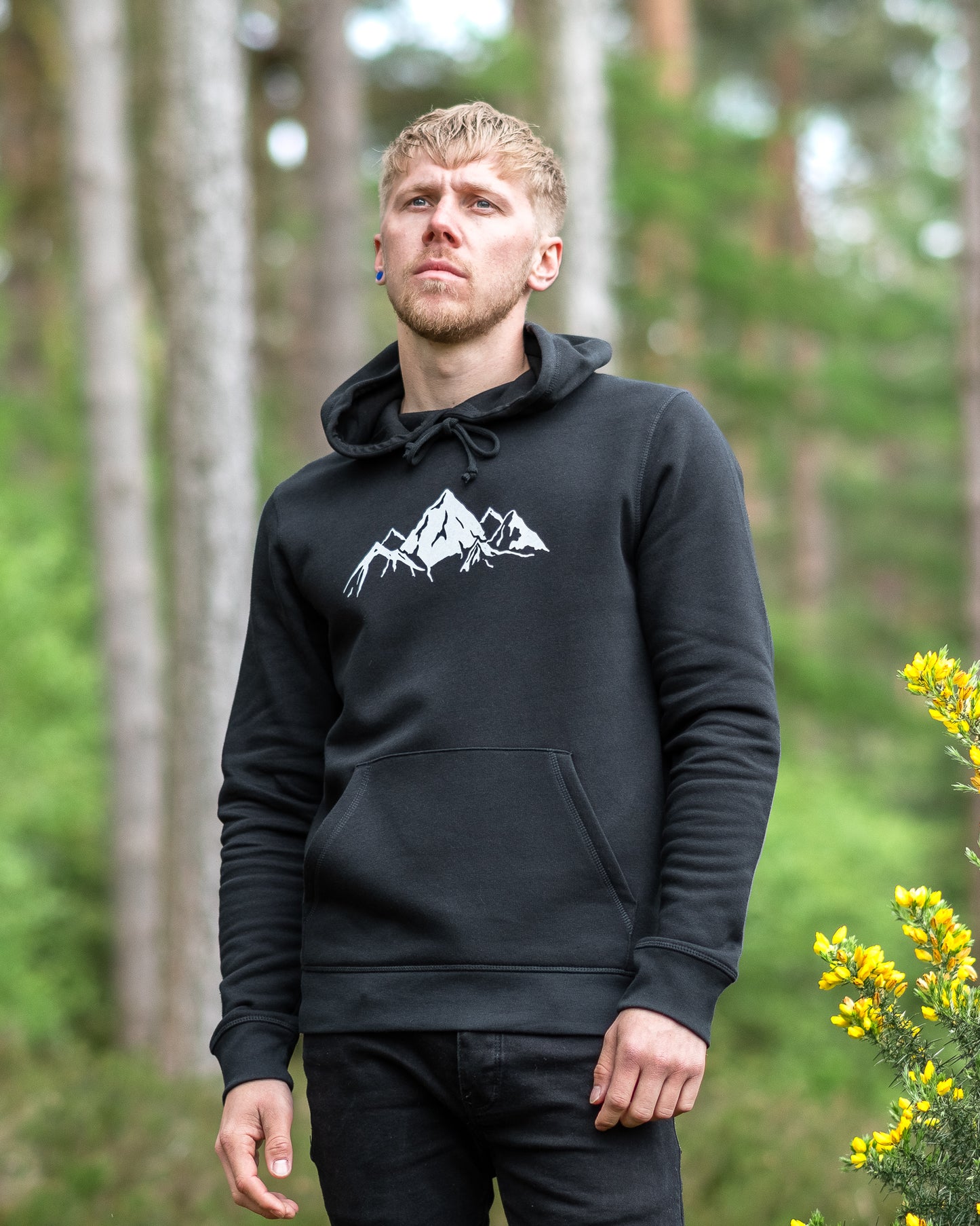 The Mountains Hoodie in Black