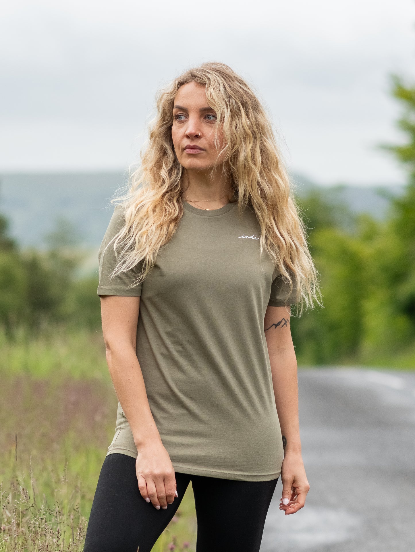 BareEssentials Organic T-shirt in Light Olive